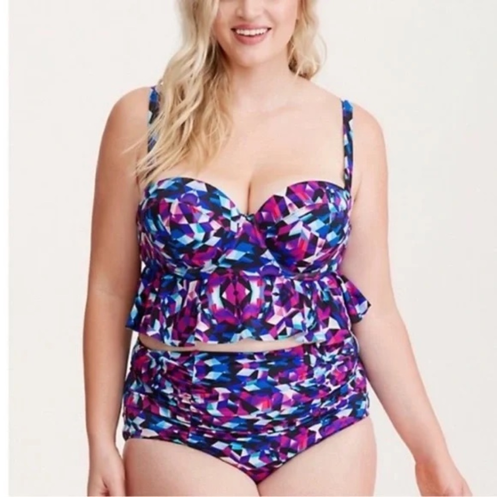 Torrid Geo Print Peplum Underwire Convertible Bikini, size 1X